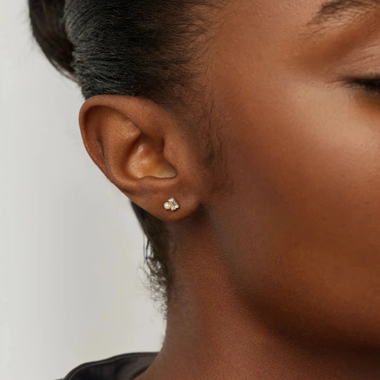 Solid Gold Diamond Pearl Stud Earrings | 14ct Solid Gold/Pearl Earrings Missoma 