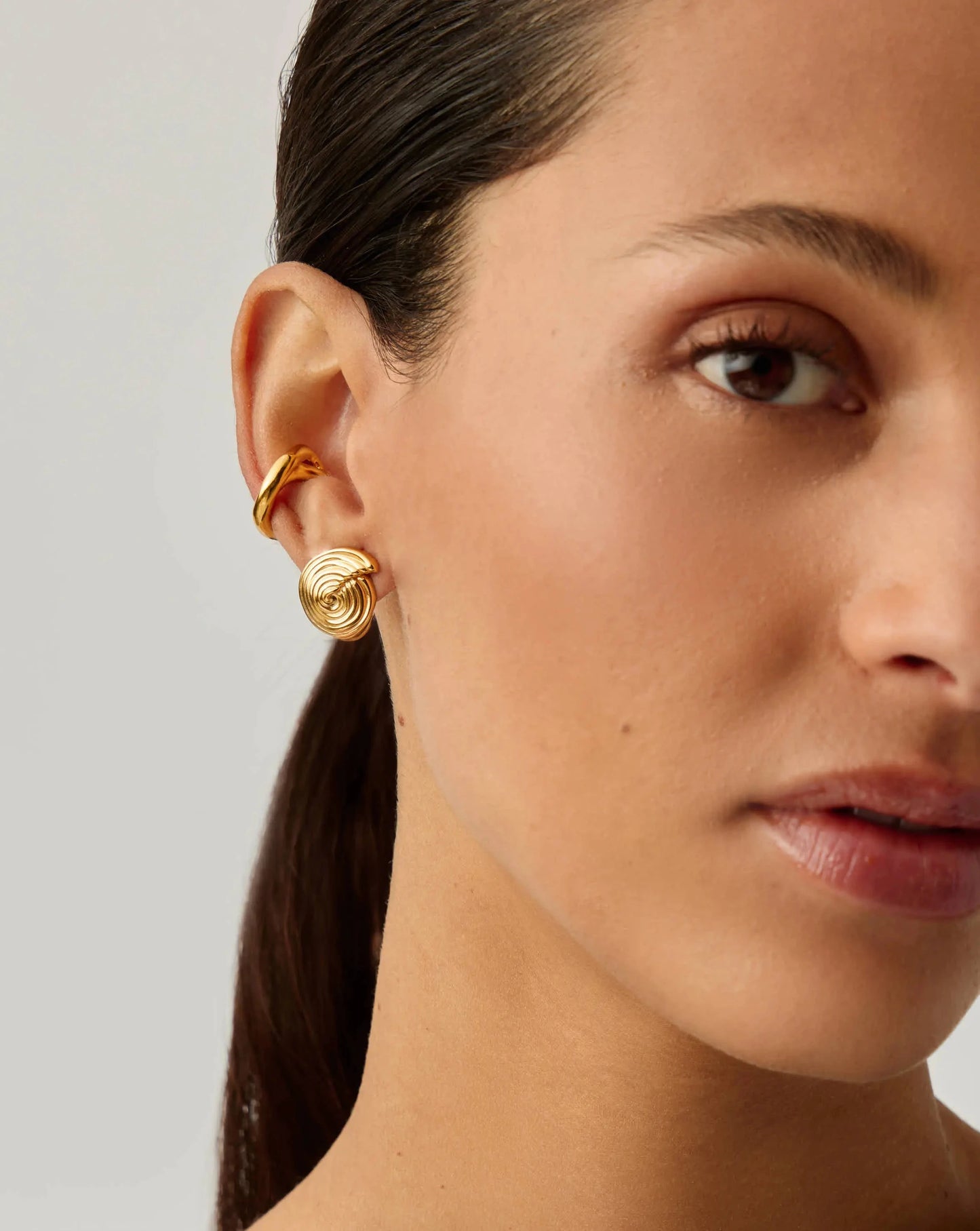 Spiral Small Stud Earrings | 18ct Gold Plated Earrings Missoma 