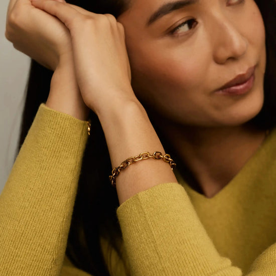 Square Paperclip Chain Bracelet | 18ct Gold Plated Bracelets Missoma 