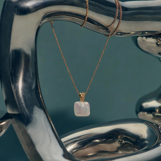 Square Pearl Baya Pendant Necklace | 18ct Gold Vermeil/Pearl Necklaces Missoma 