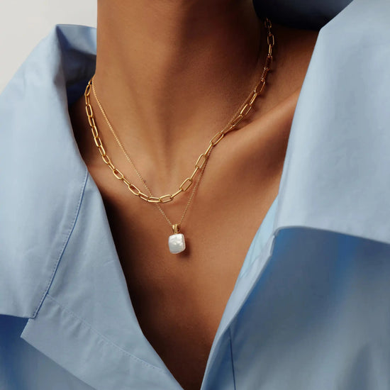 Square Pearl Baya Pendant Necklace | 18ct Gold Vermeil/Pearl Necklaces Missoma 
