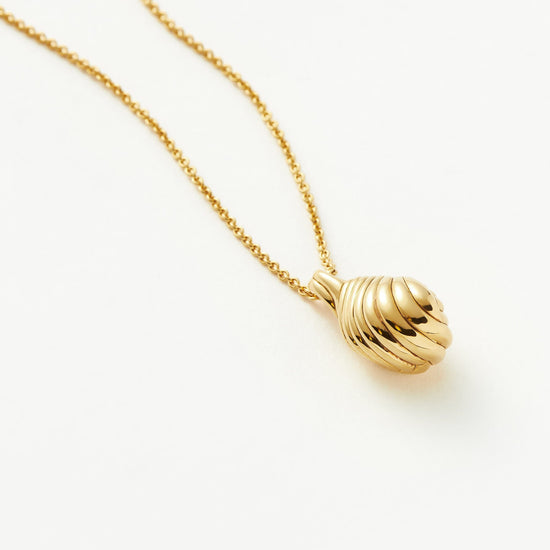 Wavy Ridge Droplet Pendant Necklace Necklaces Missoma 
