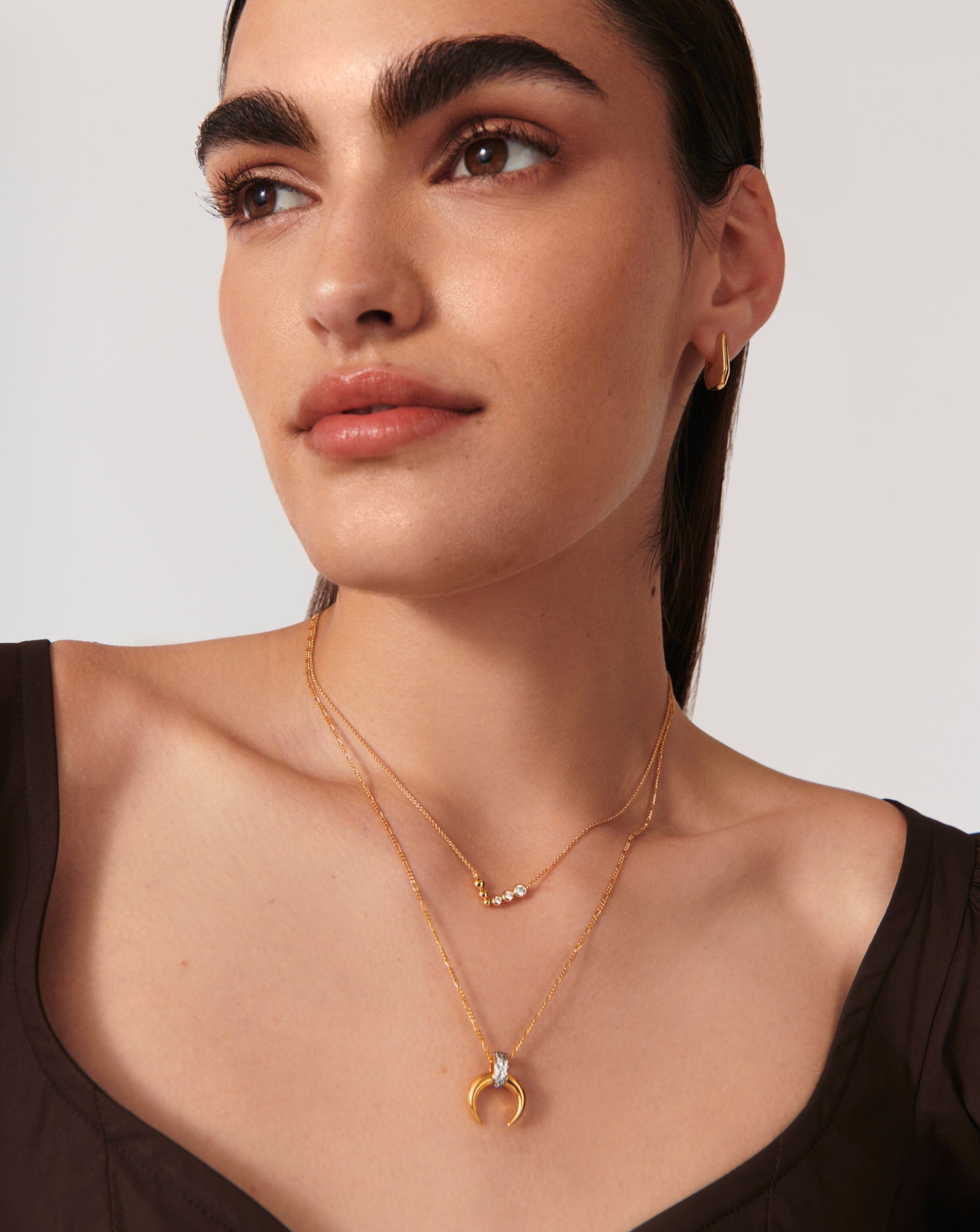 Gold Necklace 18ct wit Infinity pendent from namana