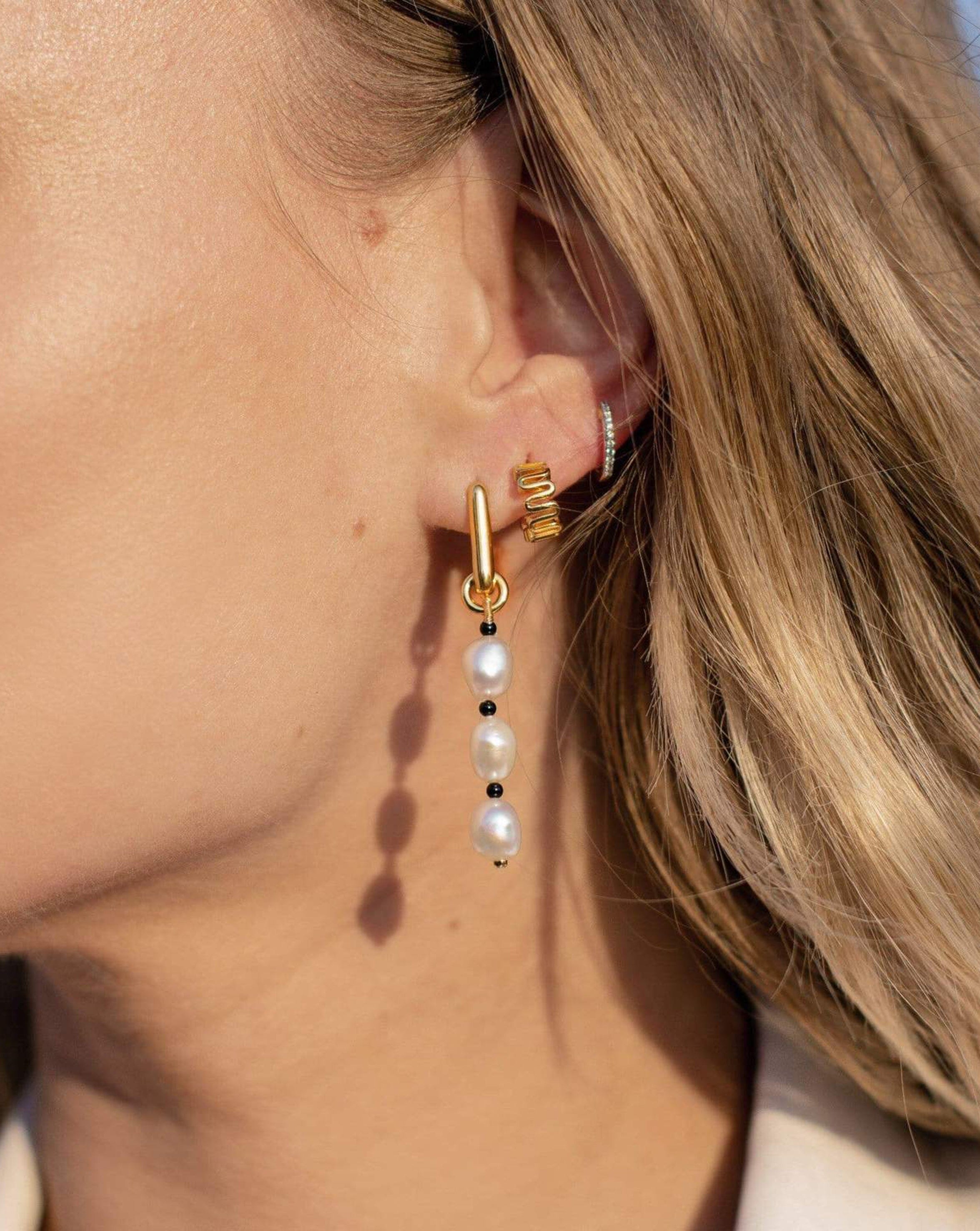 Baroque Pearl Single Drop Earring Earrings Missoma 