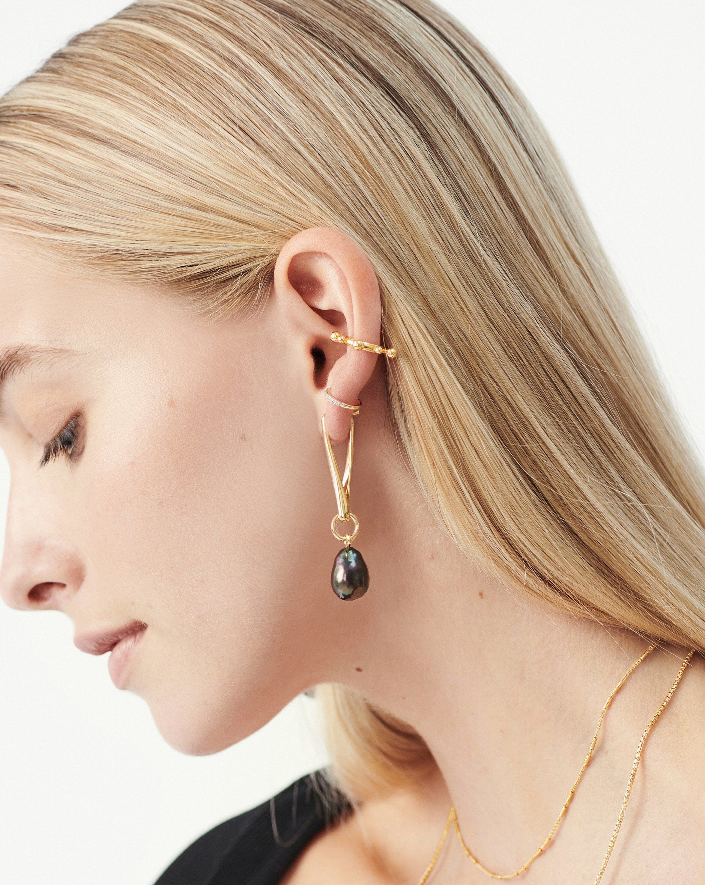Baroque Pearl Twisted Drop Earrings | 18ct Gold Plated/Grey Pearl Earrings Missoma 