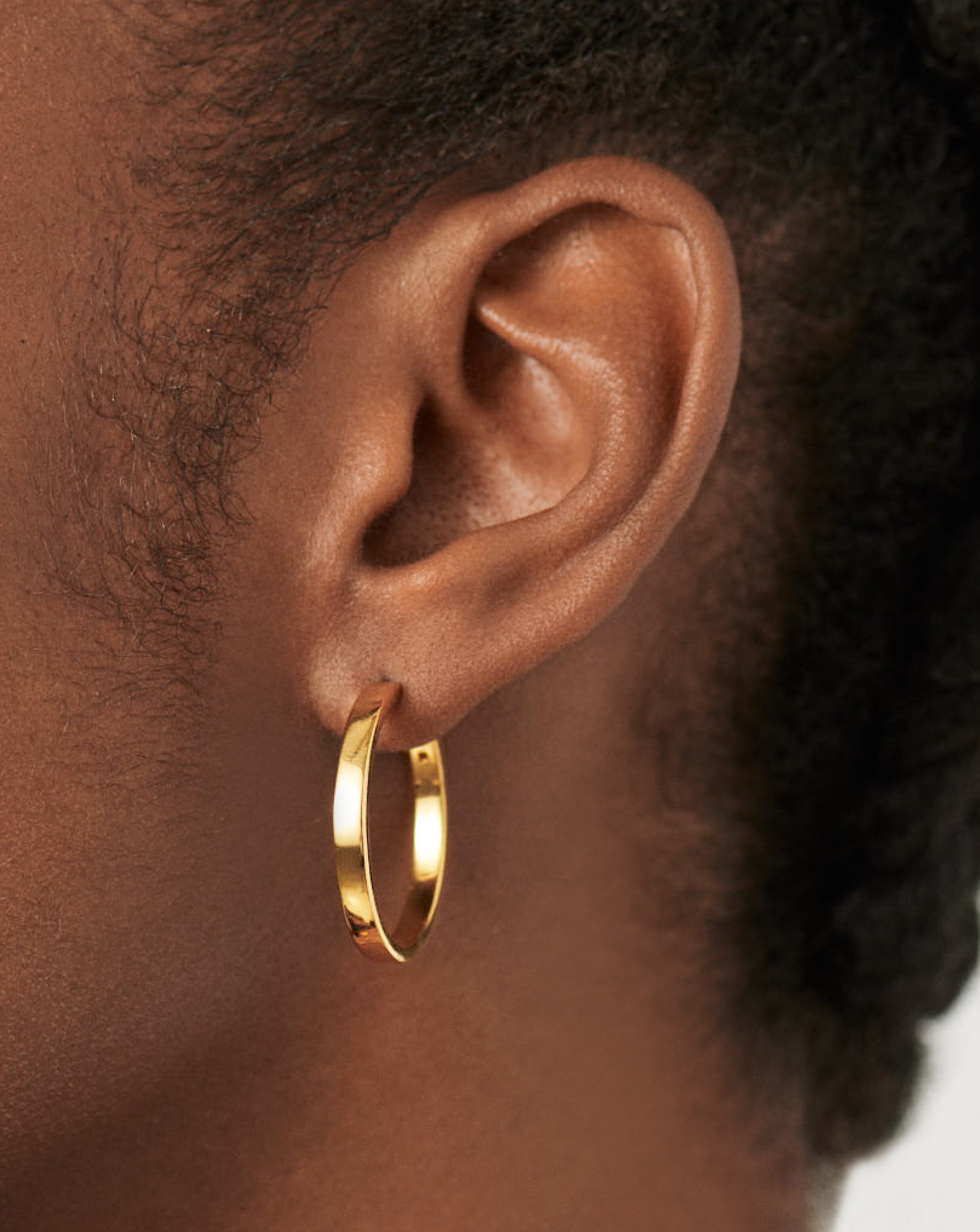 Classic Flat Medium Hoop Earrings | 18ct Gold Plated Vermeil Earrings Missoma 