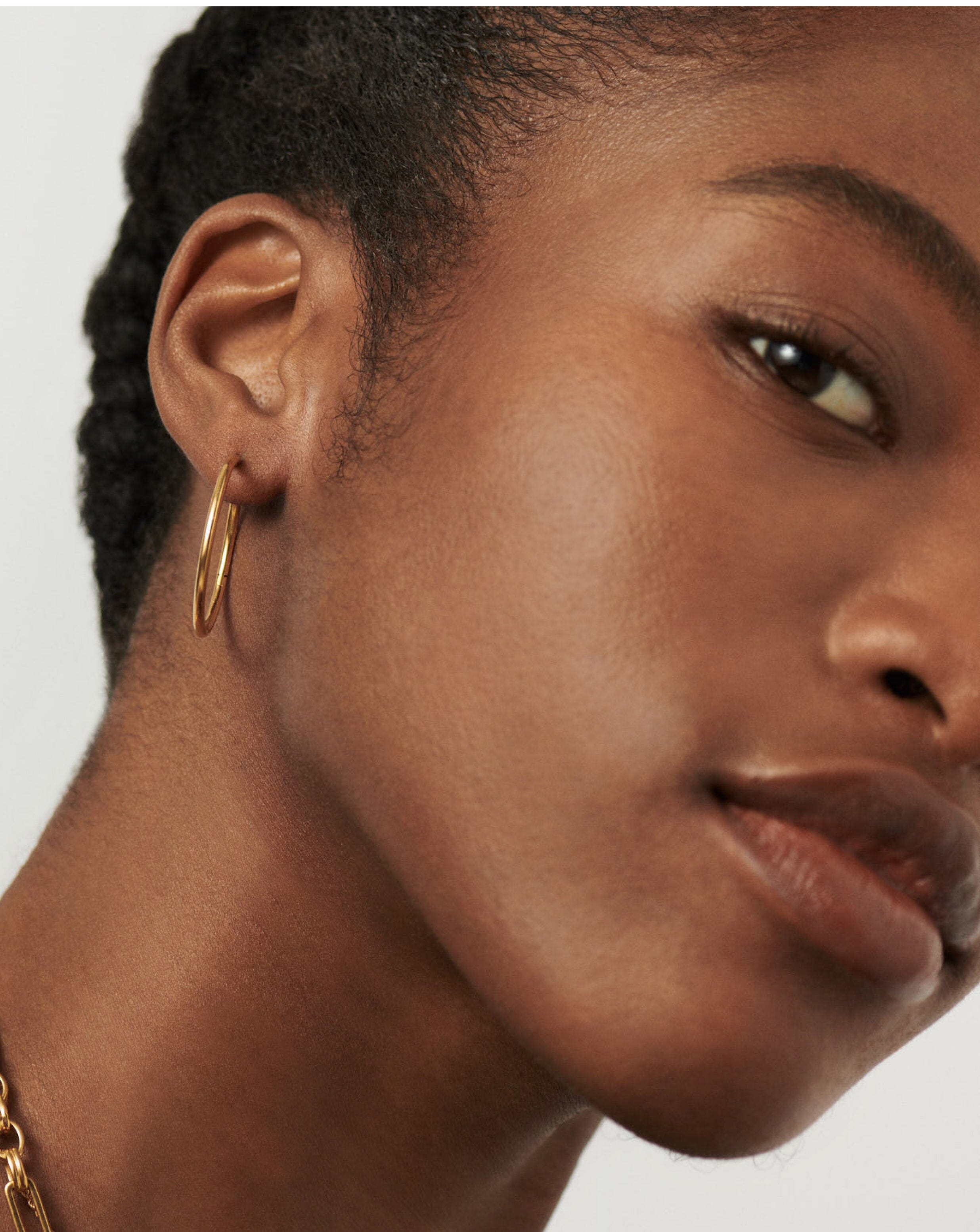 Classic Medium Hoop Earrings | 18ct Gold Plated Vermeil Earrings Missoma 