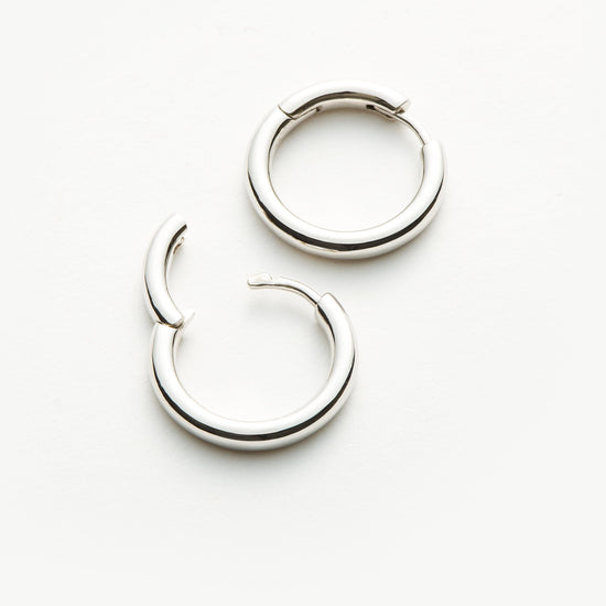Classic Tunnel Medium Hoop Earrings | Silver Plated Earrings Missoma 