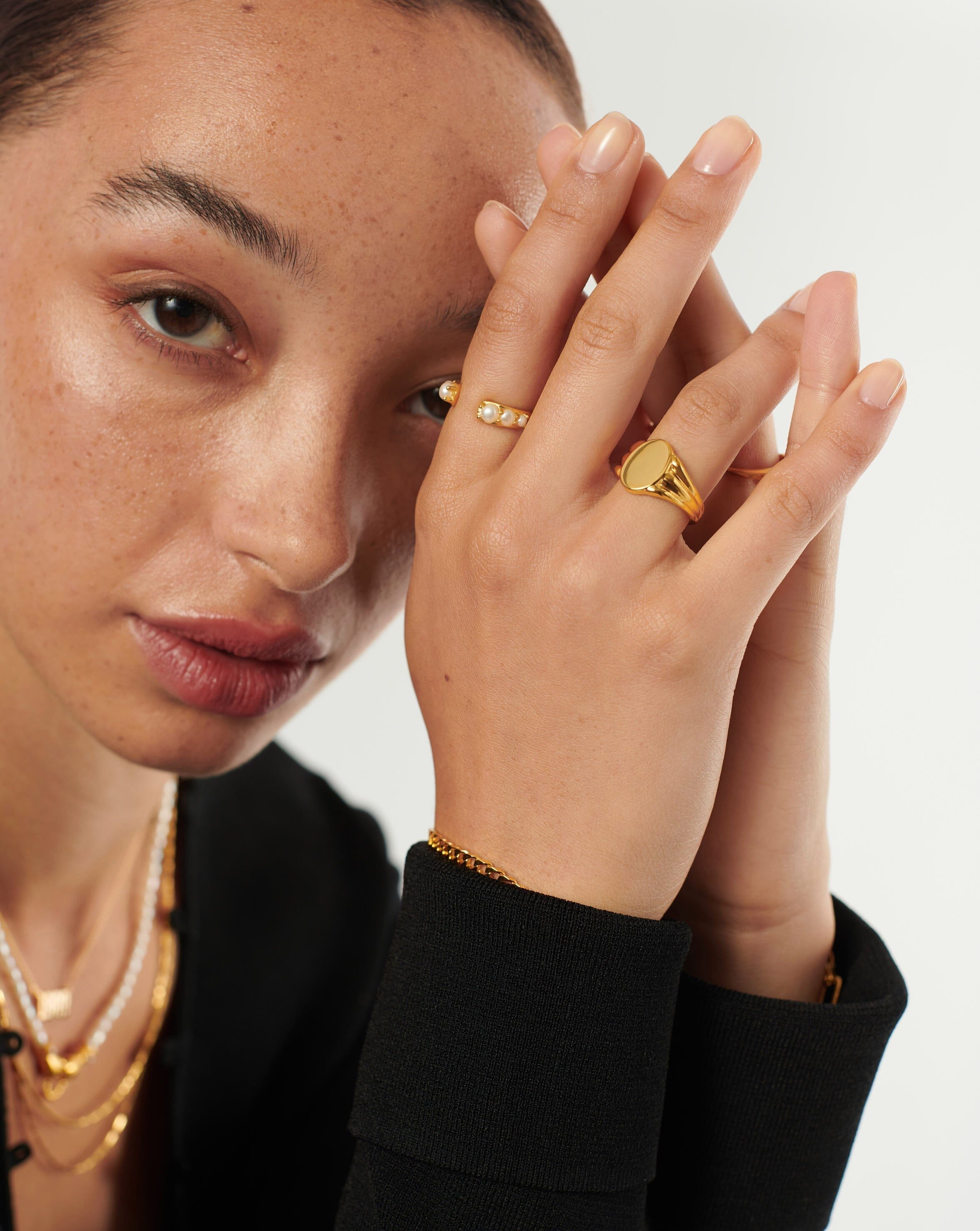Missoma shop pinky ring
