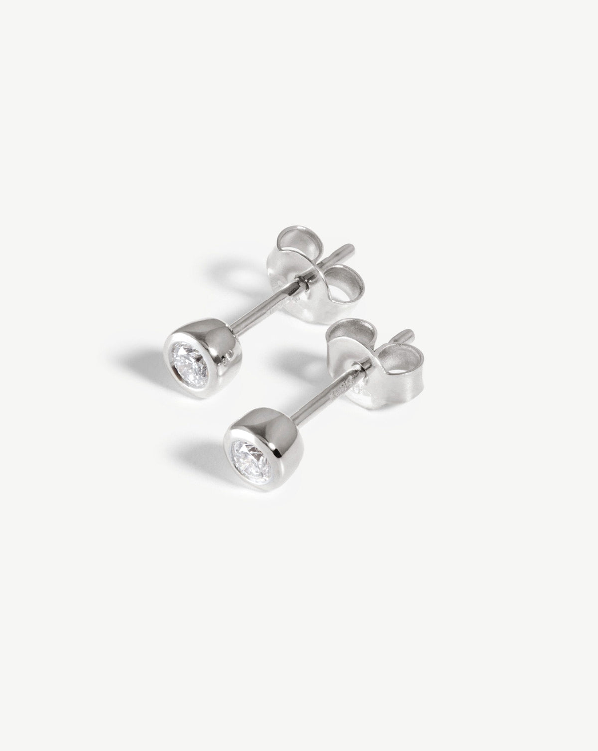Solid Classic Solitaire Stud Earrings