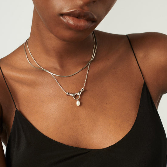 Harris Reed In Good Hands Drop Pendant Necklace | Silver Plated/Pearl & Black Onyx Necklaces Missoma 