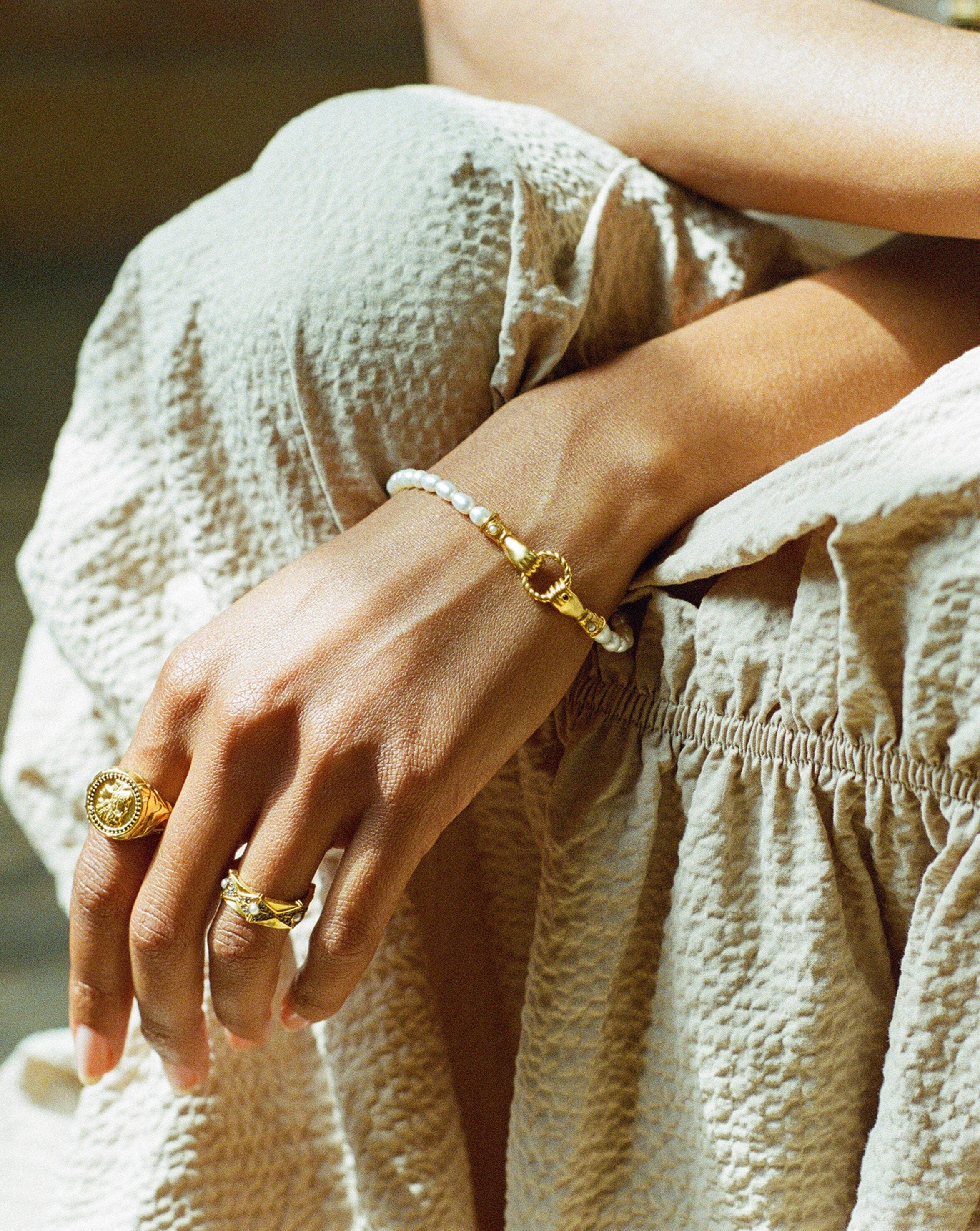 Harris Reed In Good Hands Pearl Bracelet | 18ct Gold Plated/Pearl & Black Onyx Bracelets Missoma 