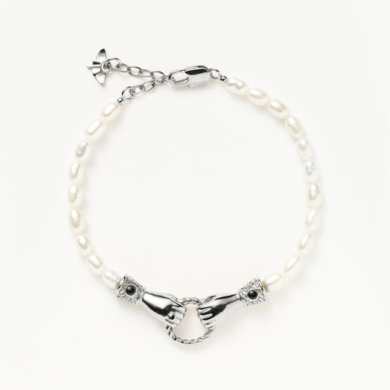 Harris Reed In Good Hands Pearl Bracelet | Silver Plated/Pearl Bracelets Missoma 