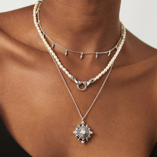Harris Reed In Good Hands Pearl Necklace | Silver Plated/Pearl & Black Onyx Necklaces Missoma 