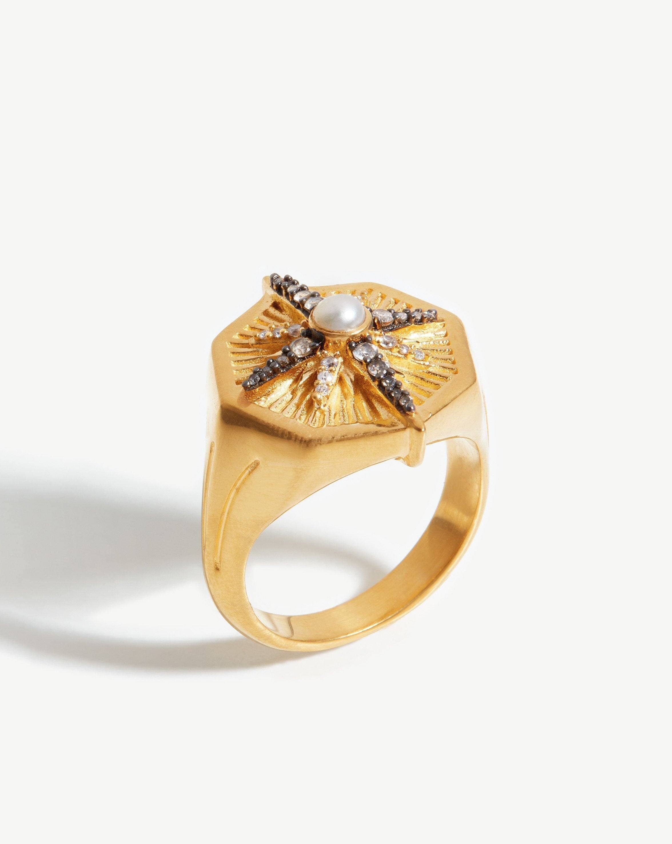 Harris Reed Star of the Show Pearl Signet Ring | 18ct Gold Plated/Pearl Rings Missoma 
