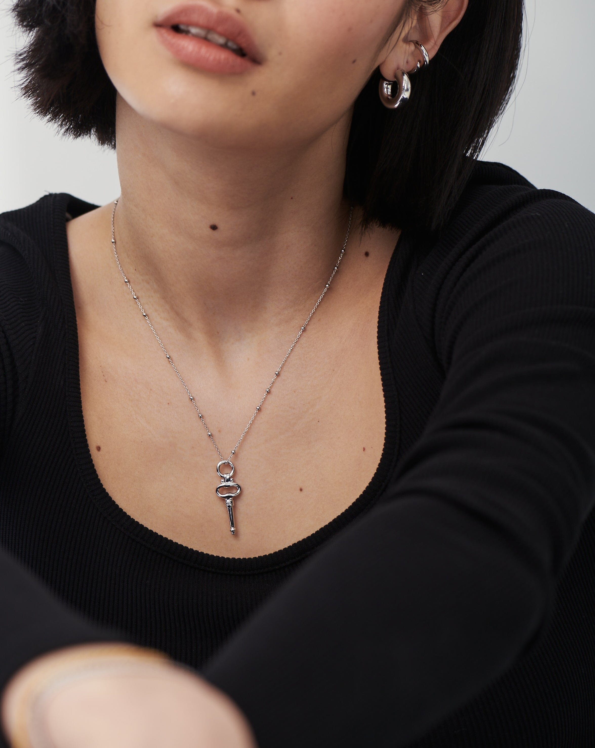 Chain with key pendant deals