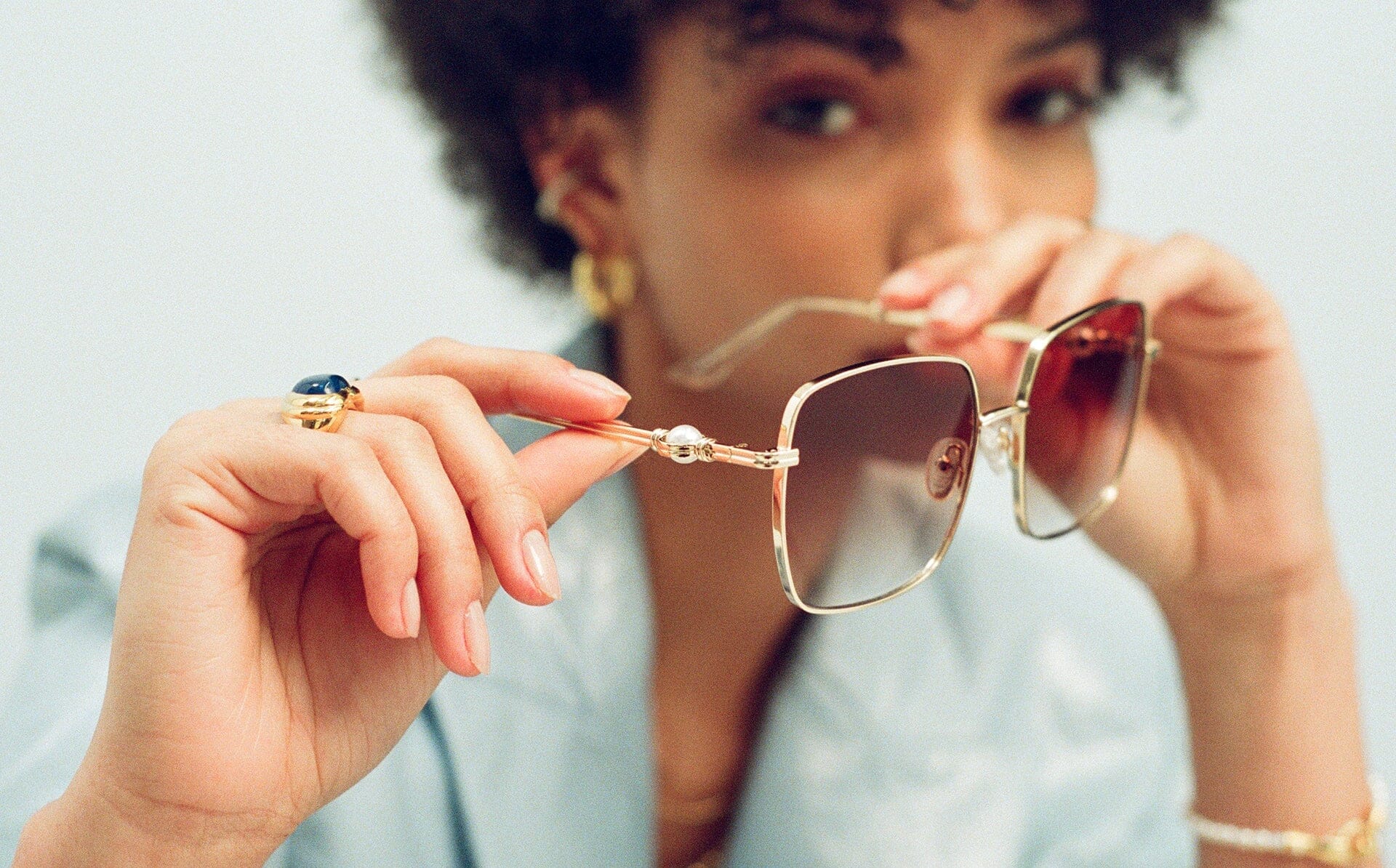 Le Specs Aquarius Sphere Oversized Square Sunglasses | Gold/Pearl Accessories Missoma 