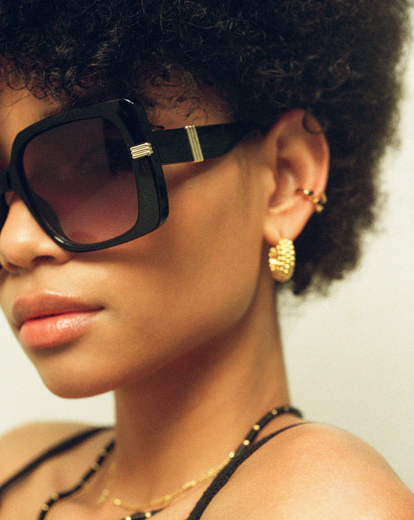 Le Specs Phoenix Ridge Oversized Square Sunglasses | Black Accessories Missoma 