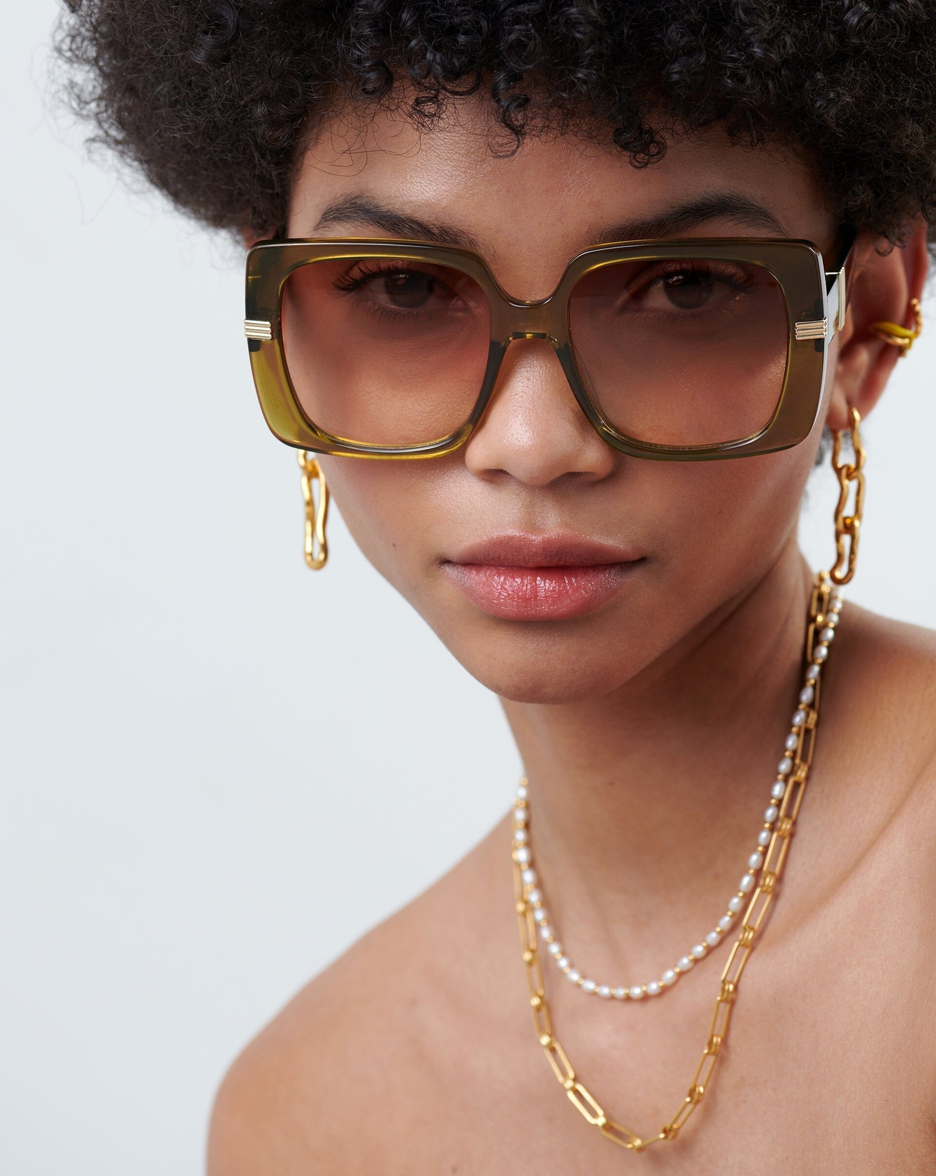 Le Specs Phoenix Ridge Oversized Square Sunglasses | Khaki Accessories Missoma 