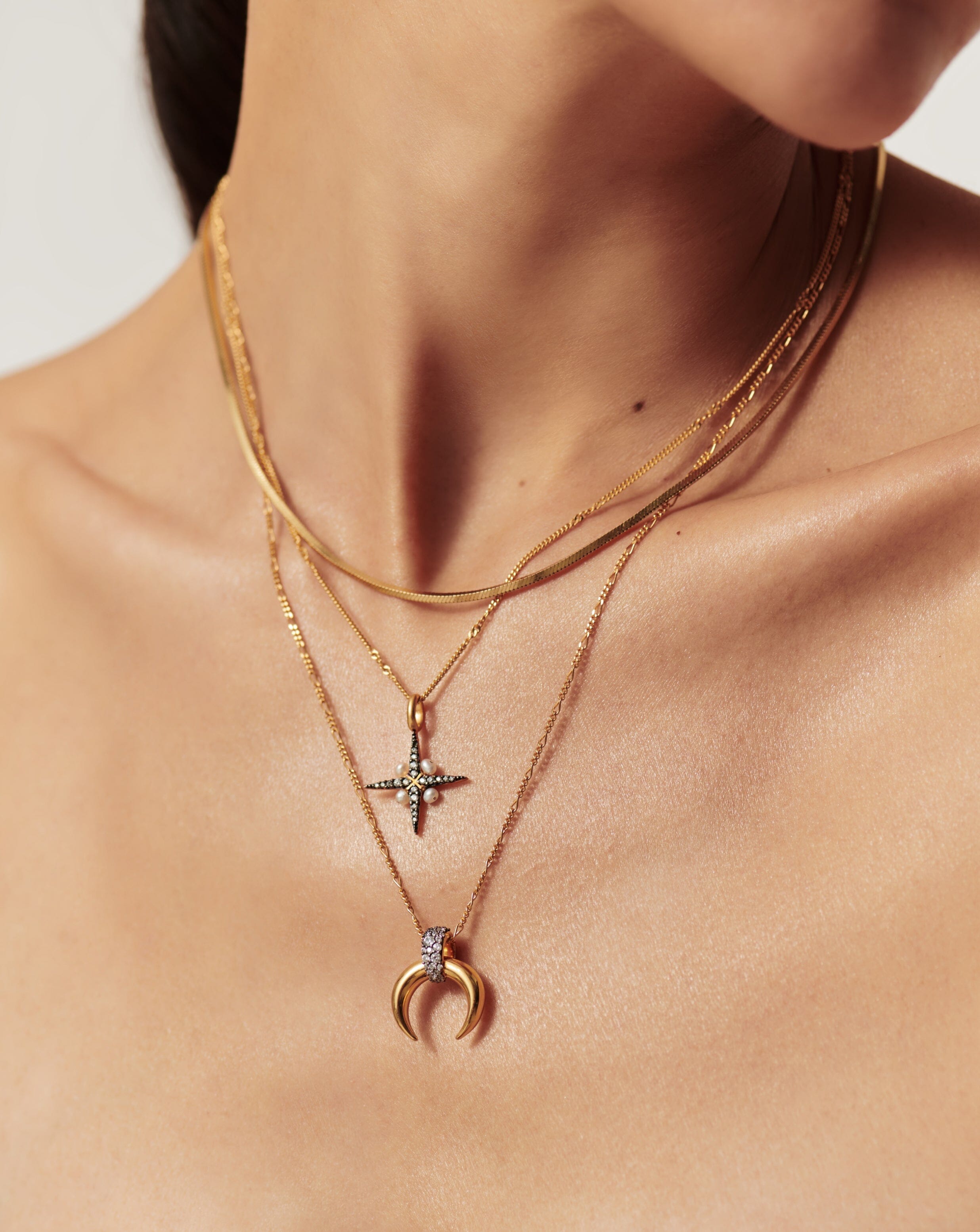 Lucy Williams Pavé Horn Pendant Necklace | 18ct Gold Plated Vermeil/Cubic Zirconia Necklaces Missoma 