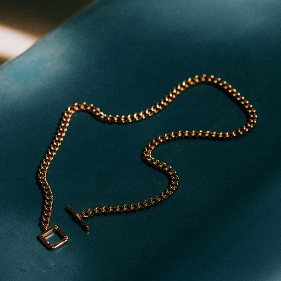 Lucy Williams T-Bar Chain Necklace | 18ct Gold Plated Necklaces Missoma 