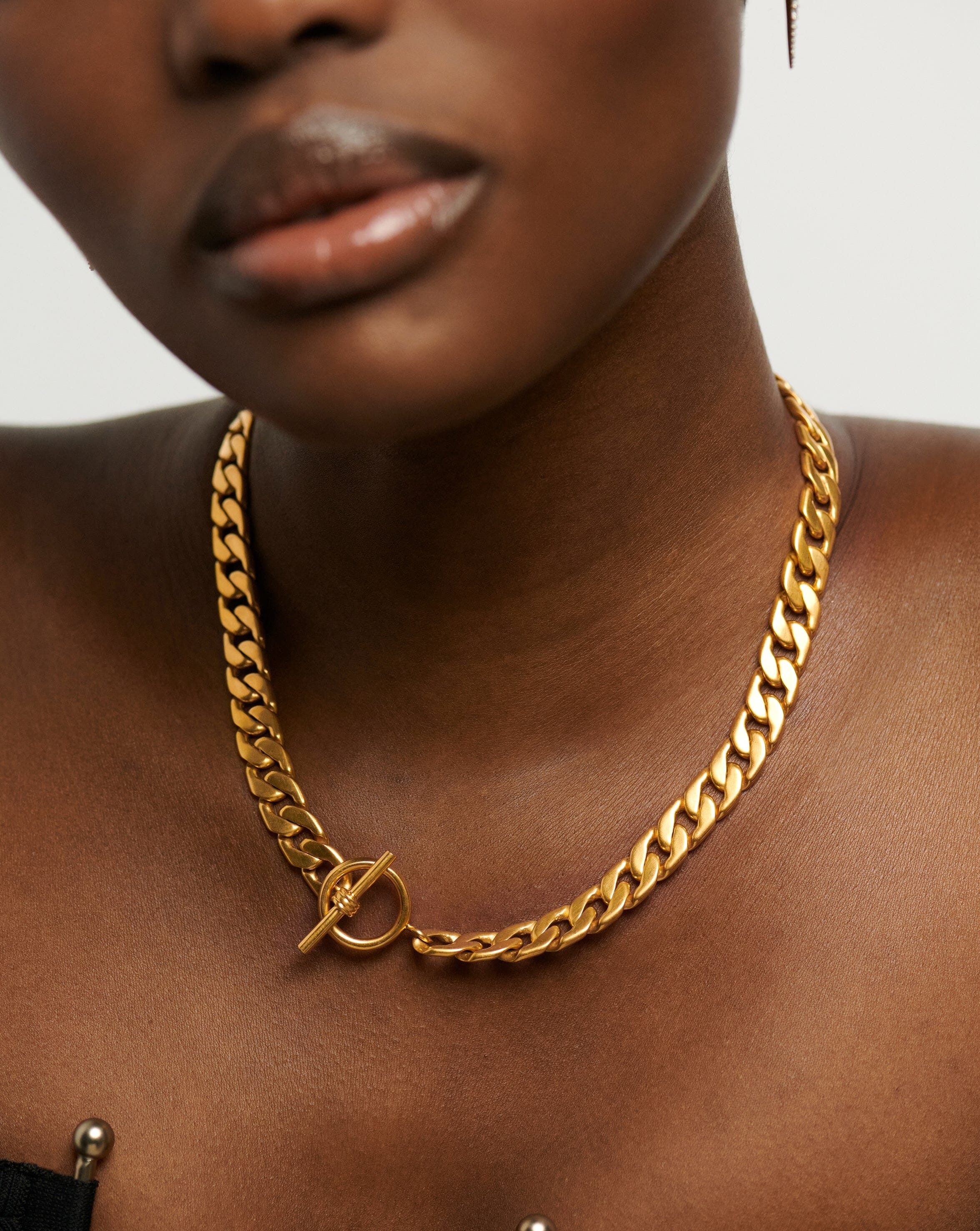 Gold Chunky T Bar Necklace | Inscripture | SilkFred US