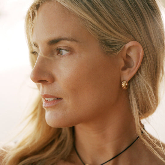 Lucy Williams Waffle Mini Hoop Earrings | 18ct Gold Plated Vermeil Earrings Missoma 