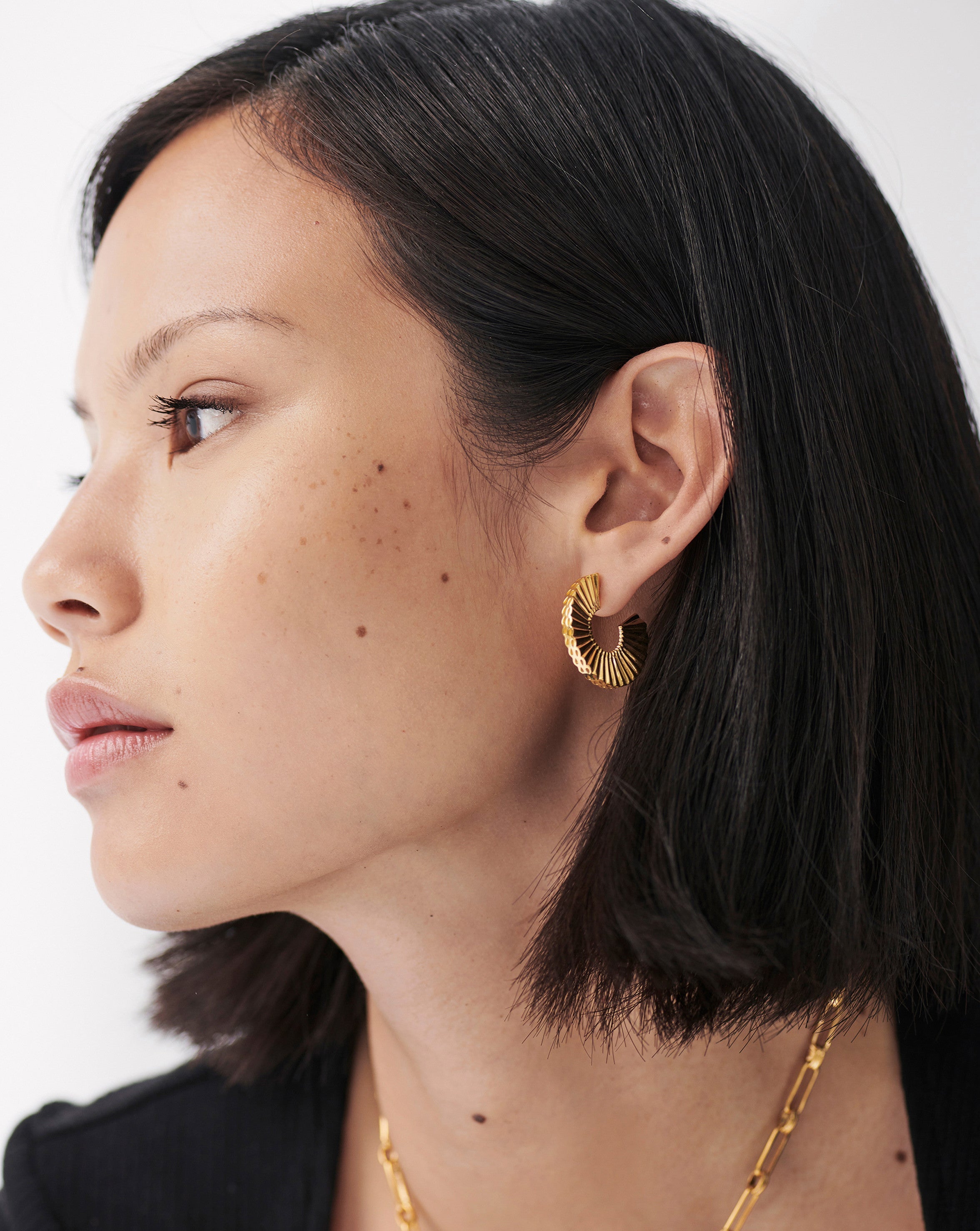 Medium Flat Frill Hoop Earrings Earrings Missoma 