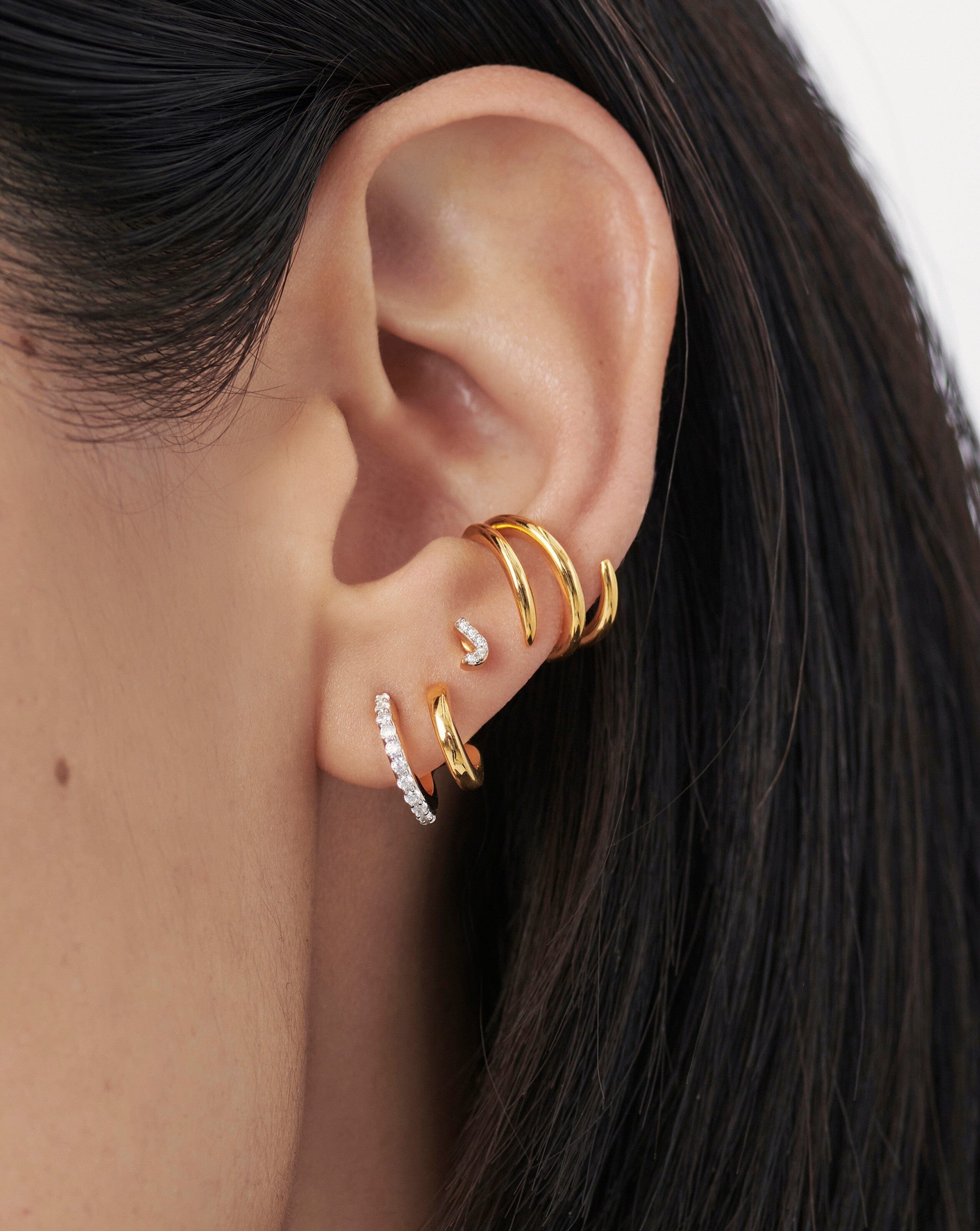 Aggregate 206+ single gold stud earring