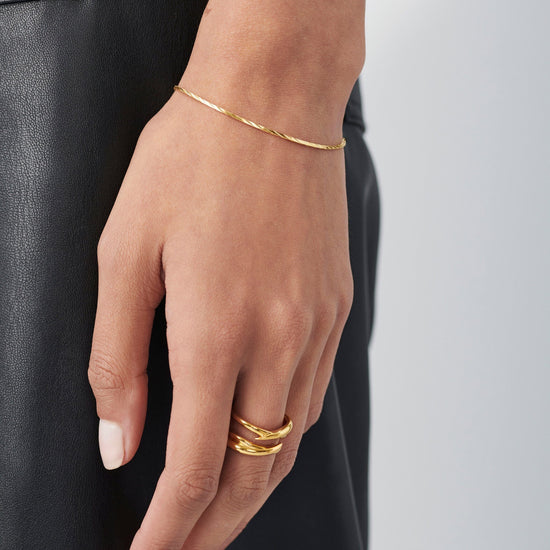 Savi Asymmetric Square Snake Chain Bracelet Bracelets Missoma 
