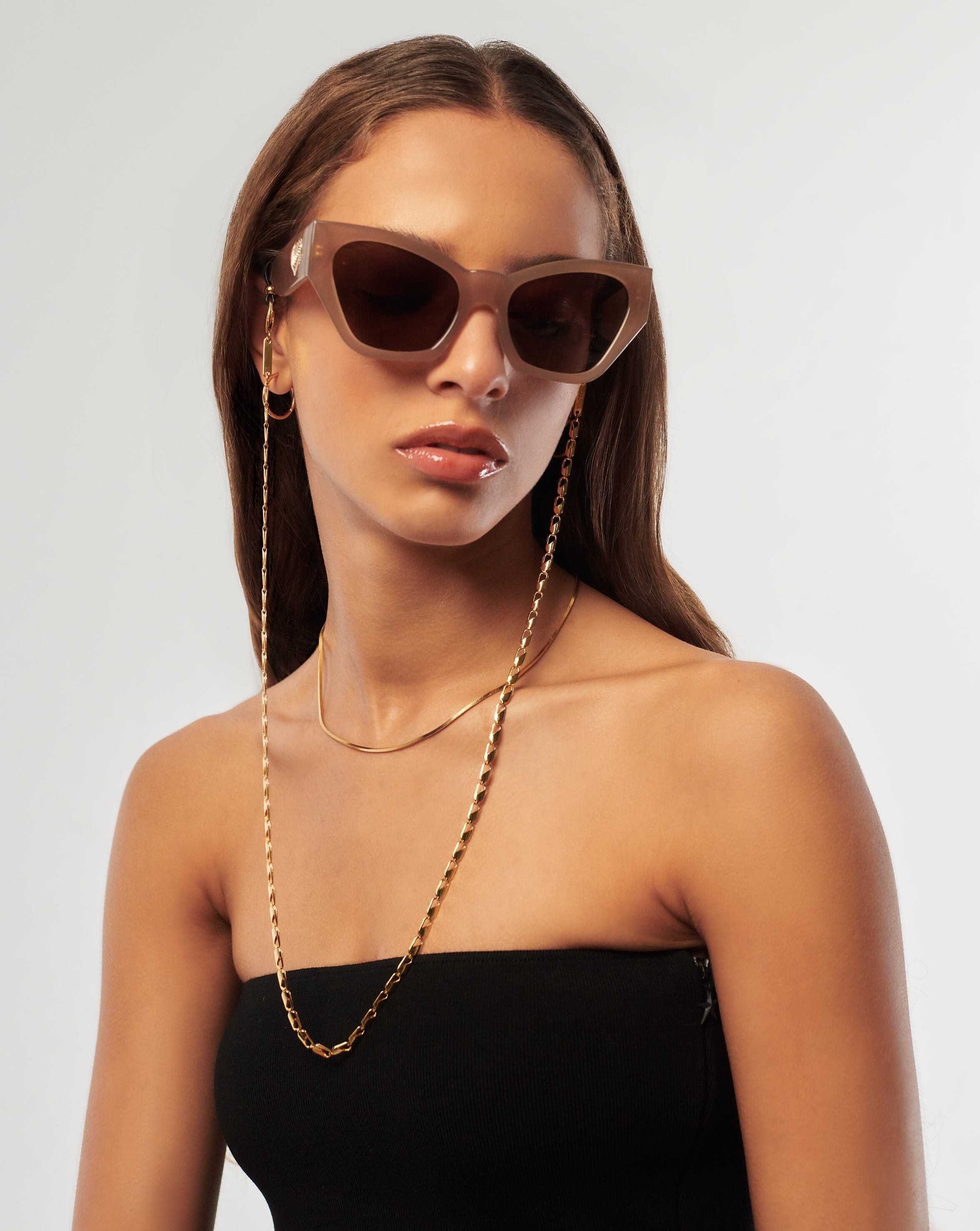 Missoma glasses sales chain