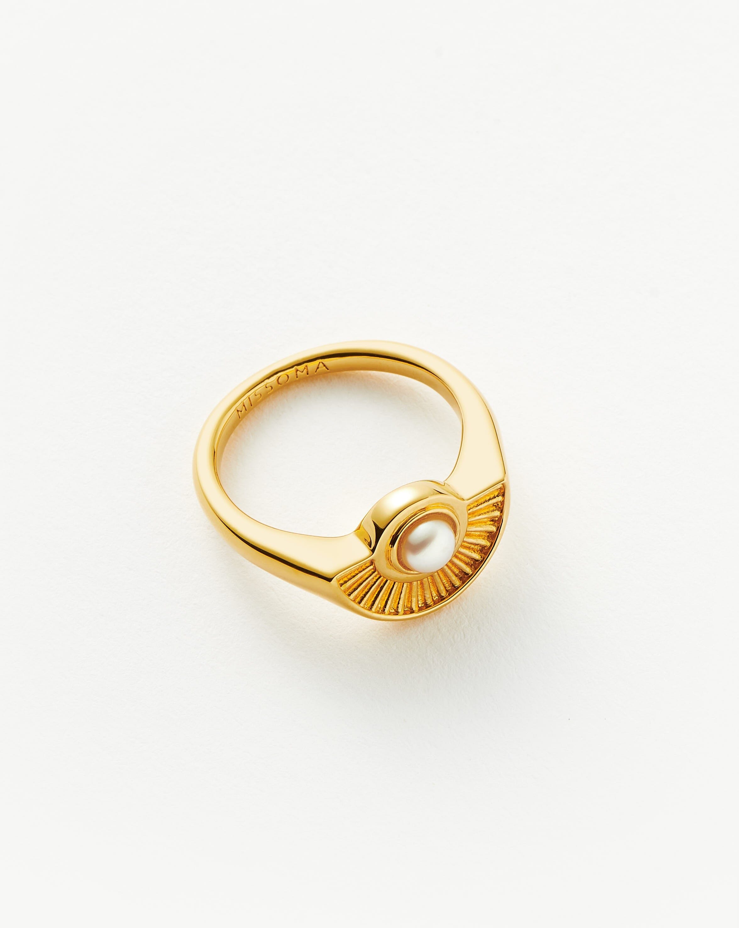 Zenyu Ridge Fan Gemstone Ring Rings Missoma 
